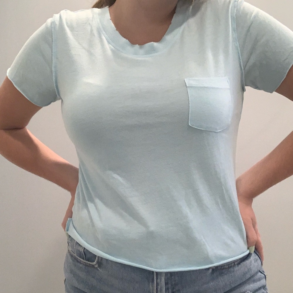 Short sleeve blue tee